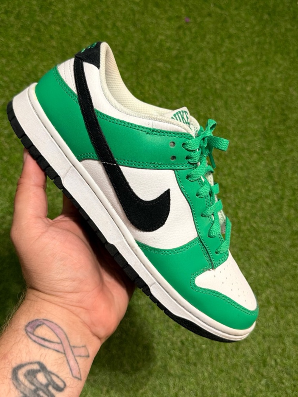Nike Green White Black Low-Top Dunk-Style Sneaker